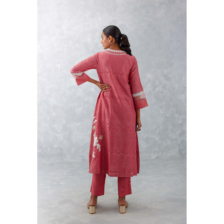 Devnaagri Rose Pink Embroidered Chanderi Kurta (Set of 3)