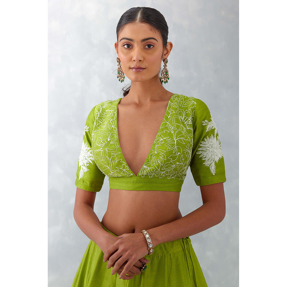 Devnaagri Green Floral Embroidered Silk Lehenga (Set of 3)