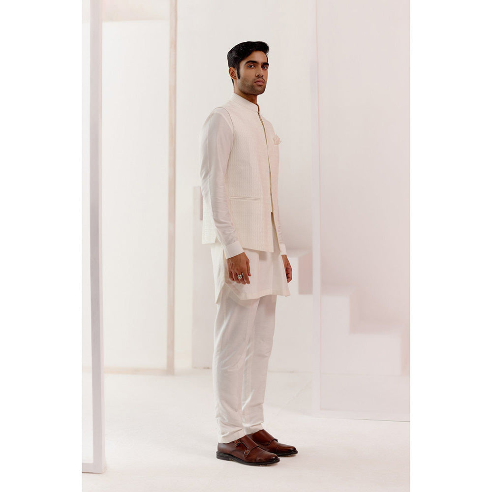 Devnaagri Ivory Kurta with Pin Tucks Bundi (Set of 4)