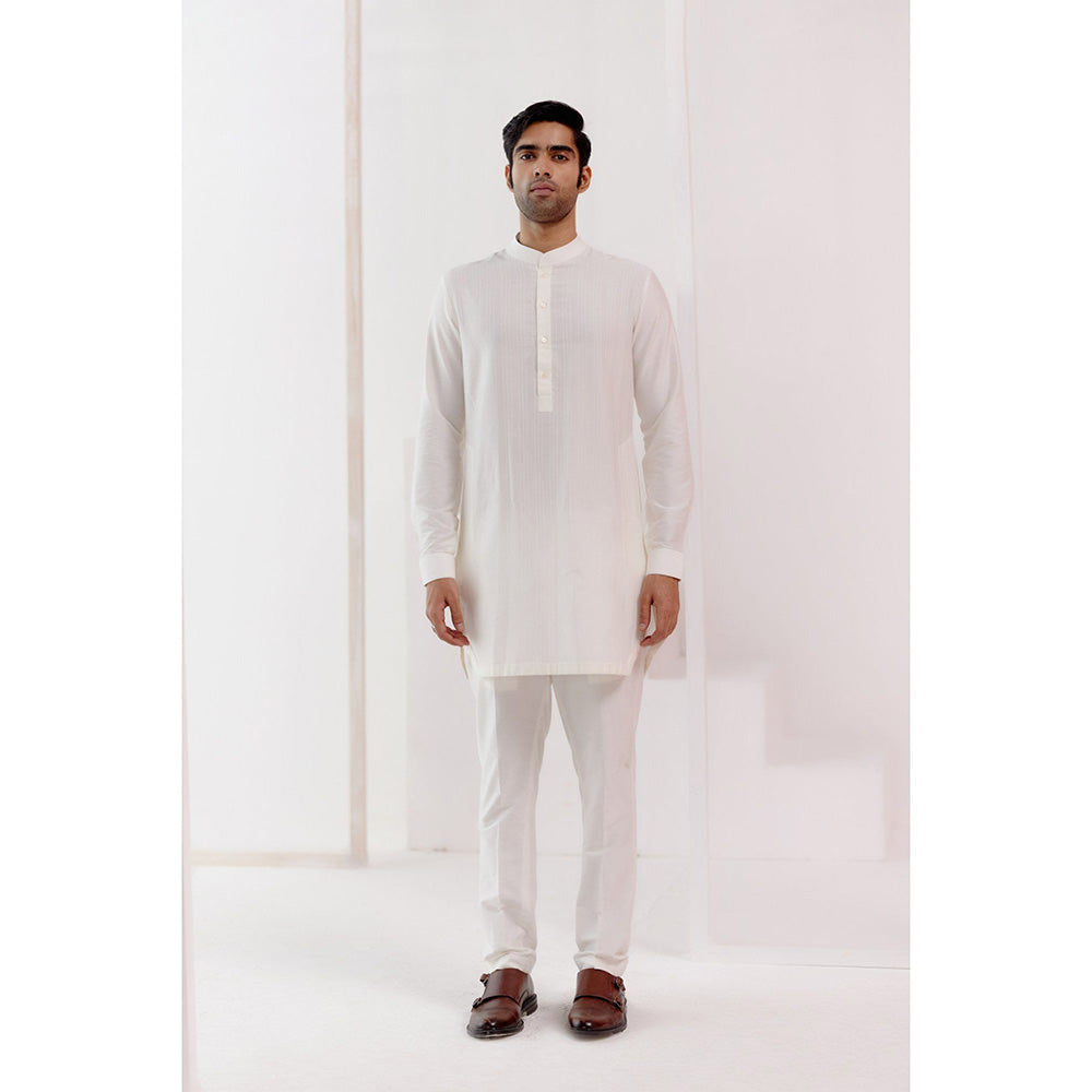 Devnaagri Ivory Kurta with Pin Tucks Bundi (Set of 4)