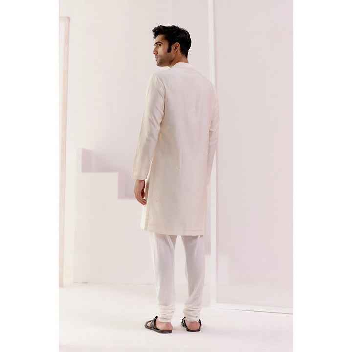 Devnaagri Ivory Self Embroidered Chanderi Kurta (Set of 2)