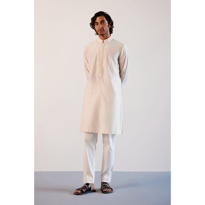 Devnaagri Ivory Chanderi Kurta With Pant and Bundi jacket (Set of 3)