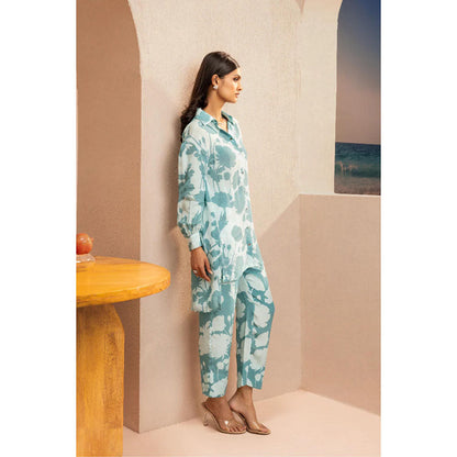 DOHR INDIA Emily Blue Floral Printed Crepe Co-Ord (Set of 2)