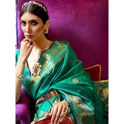 Dress & Dazzle Garden Green Kanjivaram Silk Saree with Unstitched Blouse