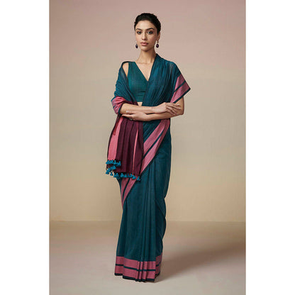 Dressfolk Handwoven Linen Peacock Green Saree 100% Pure Handloom Cotton With Tassel Border