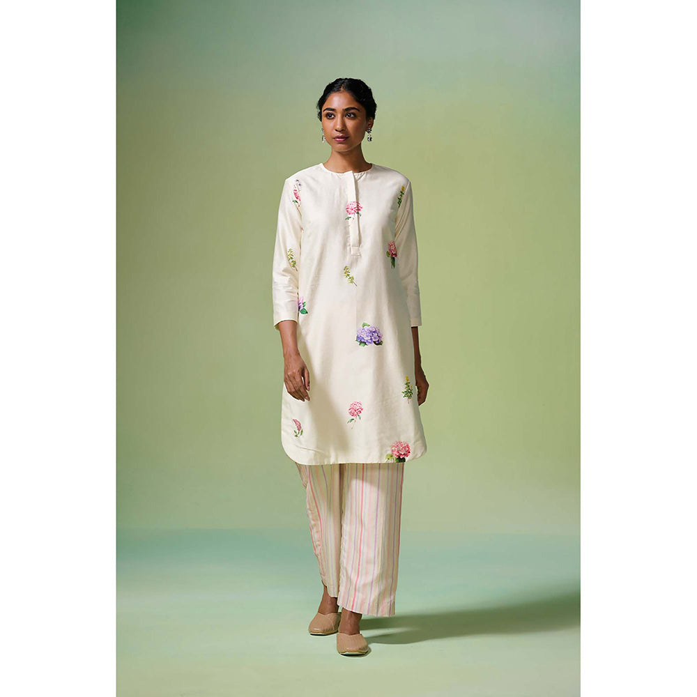 Dressfolk Ivory Floral Chanderi Fabric Kurta with Pant (Set of 2)
