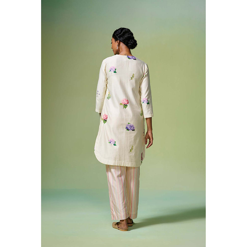 Dressfolk Ivory Floral Chanderi Fabric Kurta with Pant (Set of 2)