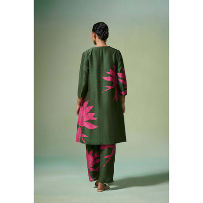 Dressfolk Dark Green Floral Chanderi Fabric Kurta with Pant (Set of 2)