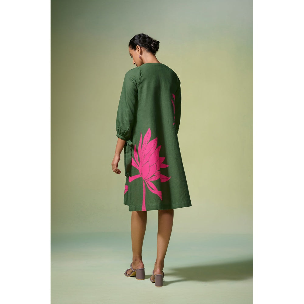Dressfolk Dark Green Linen-Cotton Floral Print Midi Dress