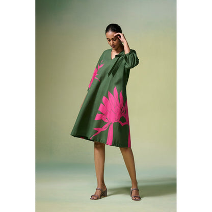 Dressfolk Dark Green Linen-Cotton Floral Print Midi Dress