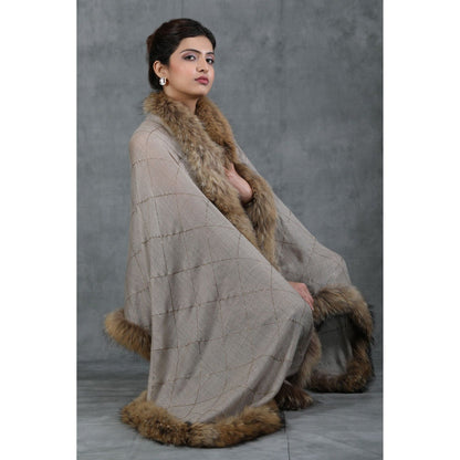 Dusala India Cashmere Fine Wool Diagonal Embellished/Sequined with 4 sides High-Quality Fur Stole