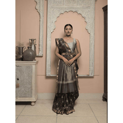 Dusala India Women Mukta Kesha Grey Floral Handloom Saree with Unstitched Blouse