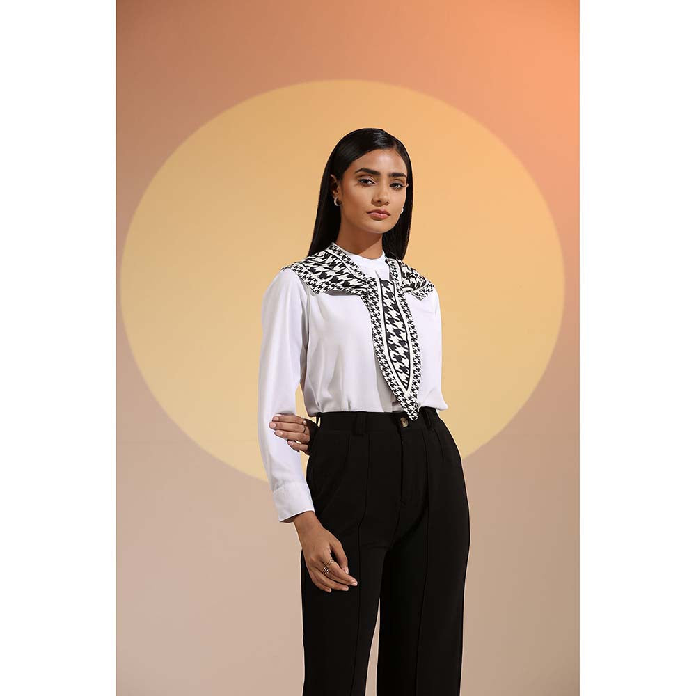 Dusala India Black Printed Ashy Silk Neck Scarf