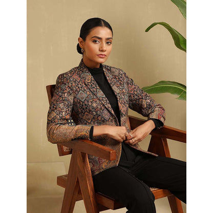 Dusala India Raji Fine Wool Silk Full Black Blazer