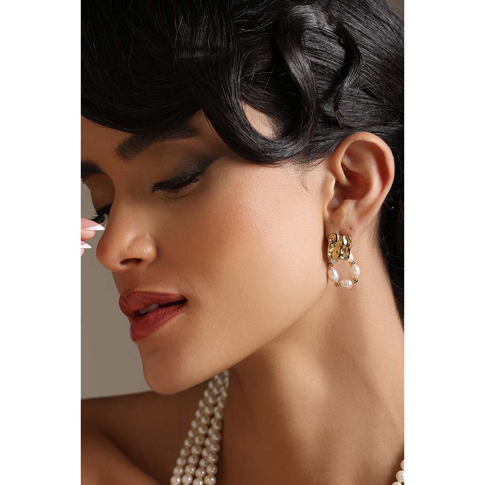 Dusala India White Handmade Elegance Earrings