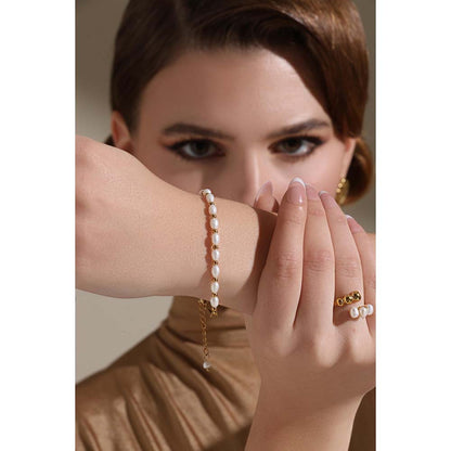 Dusala India White Daily Bracelet
