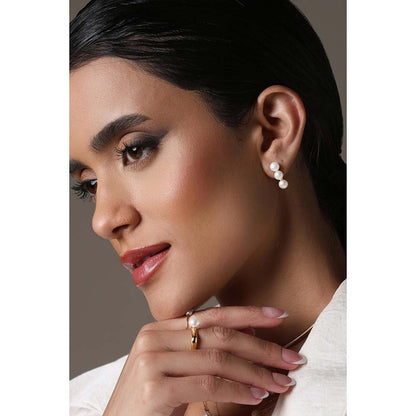 Dusala India White Chic Earrings