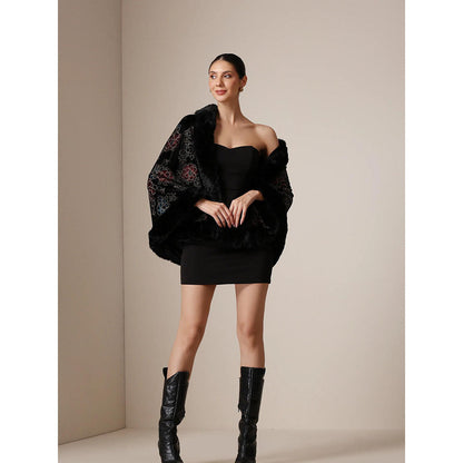 Dusala India Dusala Noir Bloom Vegan Fur Cape