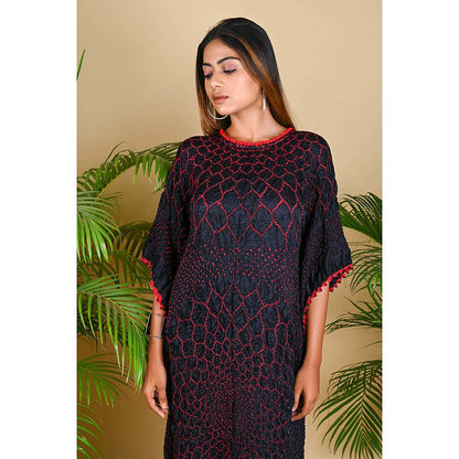Dyelogue Three Flowers Kaftan