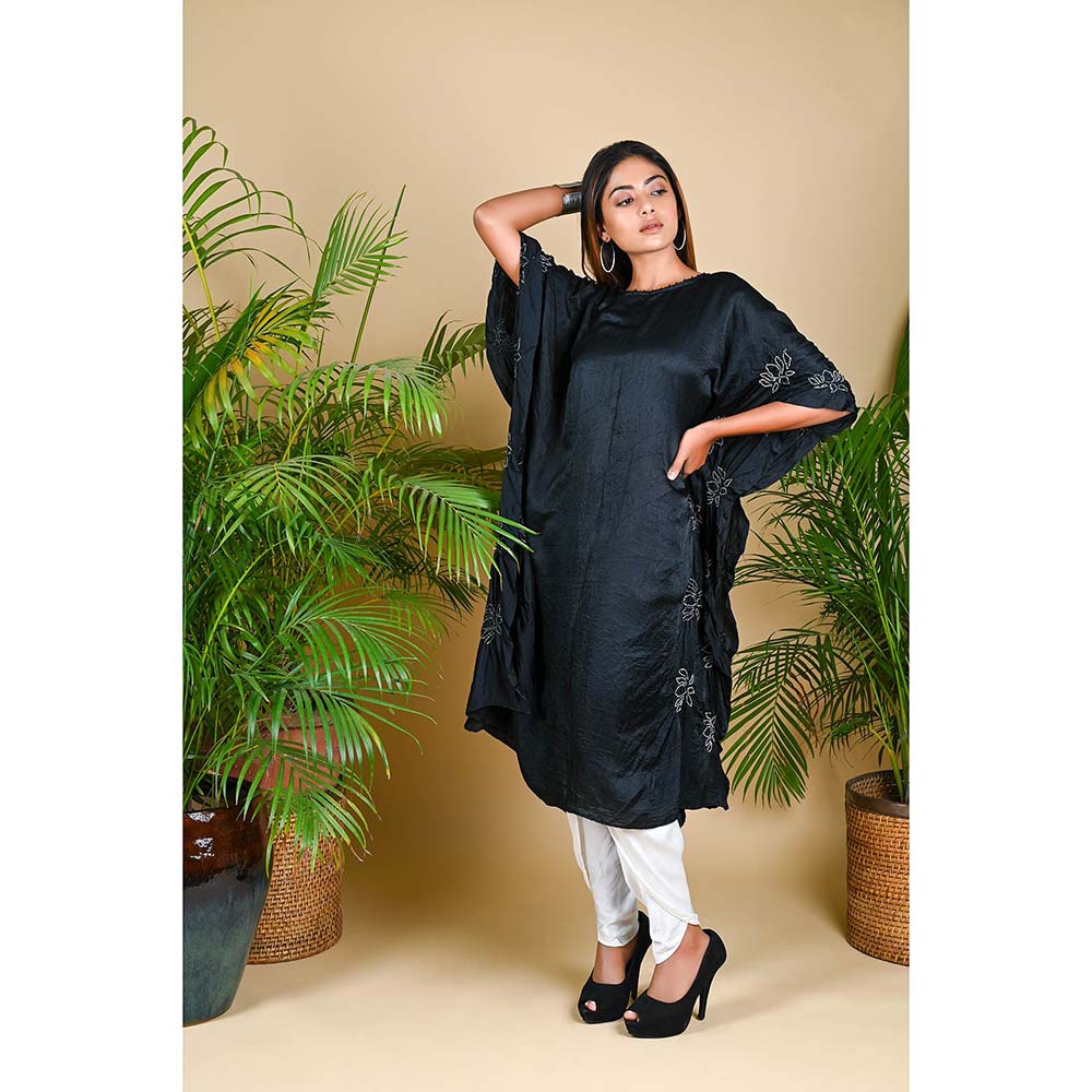 Dyelogue Lotus Kaftan