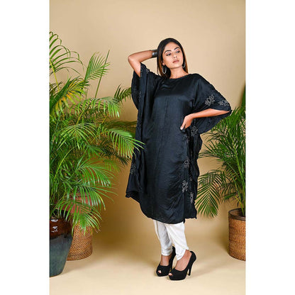 Dyelogue Lotus Kaftan