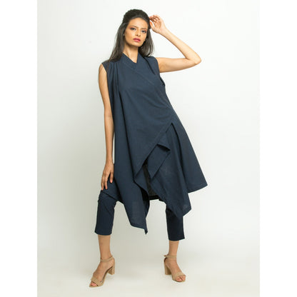 Echke Sleeveless Co-Ord (Set of 2)