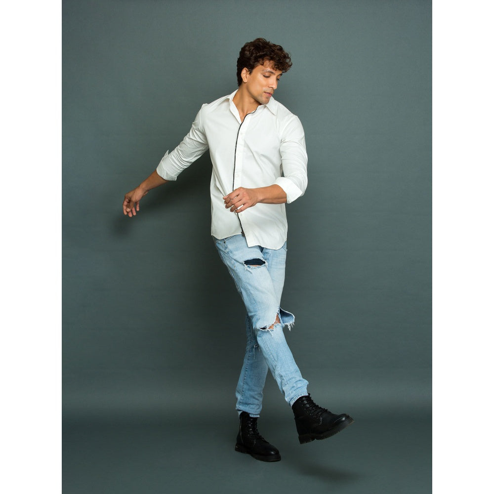Echke White Shirt One Zipper Placket