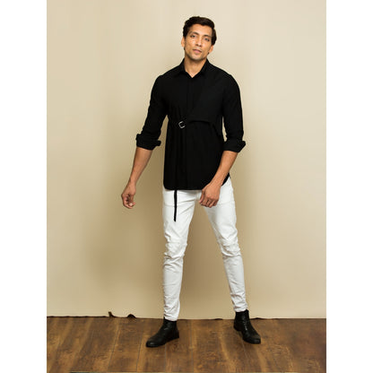 Echke Black Shirt with One Side Harness Buckle