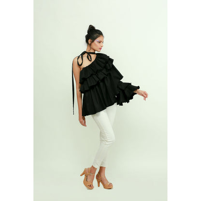 Echke Off Shoulder Top With Rouged Cuff