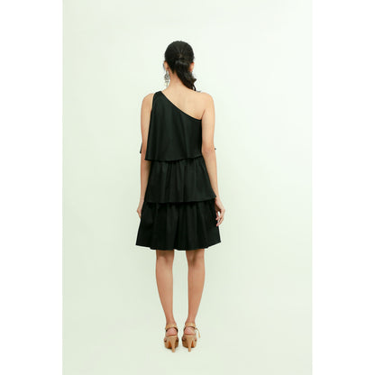 Echke One Shoulder Tiered Dress