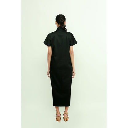 Echke Long Dress With Waist Tie-Up