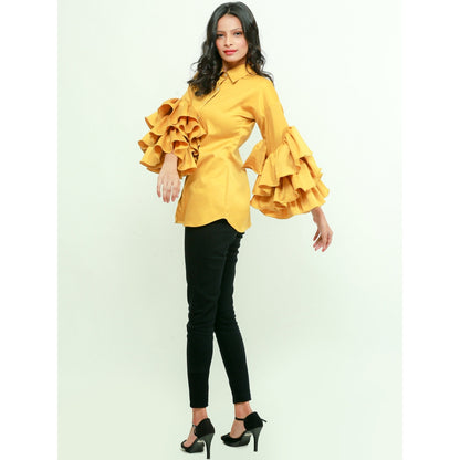 Echke Shirt With Rouged Sleeves