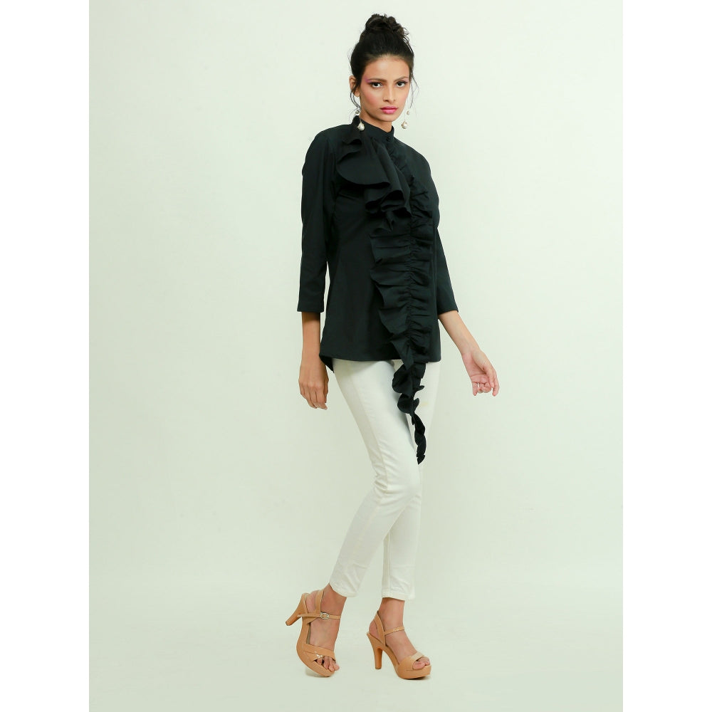 Echke Shirt With Ruffled Extension