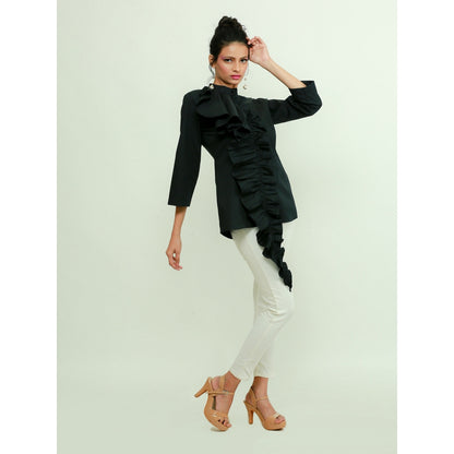 Echke Shirt With Ruffled Extension