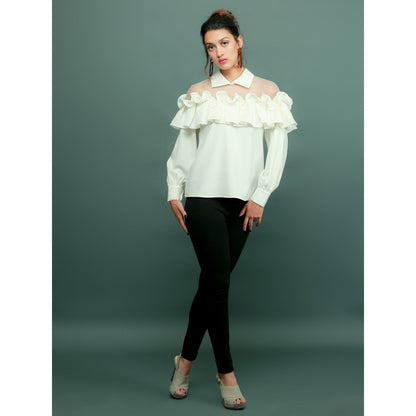 Echke Collared Top With Net And Ruffle Feature