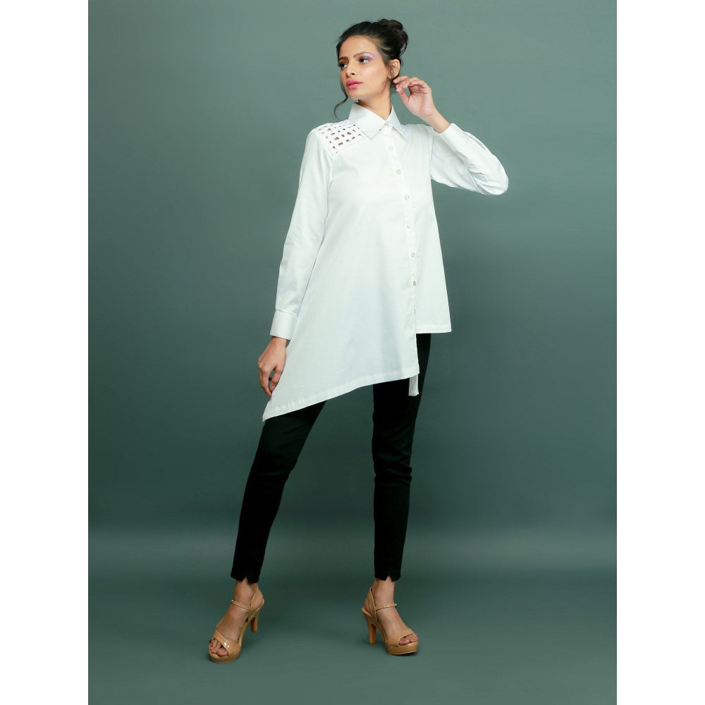Echke Shirt With Criss Cross Feature