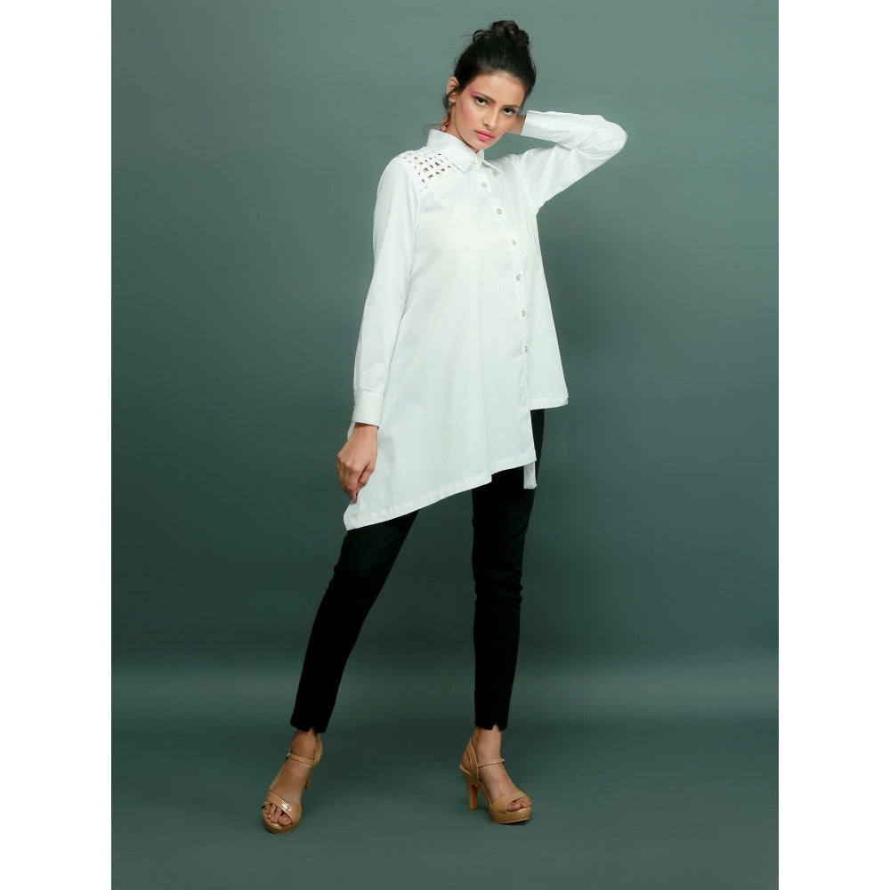 Echke Shirt With Criss Cross Feature