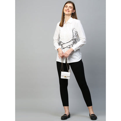 Echke Folded Hands Shirt