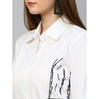 Echke Folded Hands Shirt