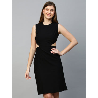 Echke Knee Length Mid-Riff Open Dress