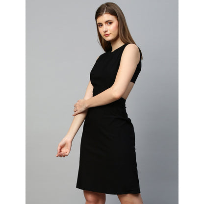 Echke Knee Length Mid-Riff Open Dress
