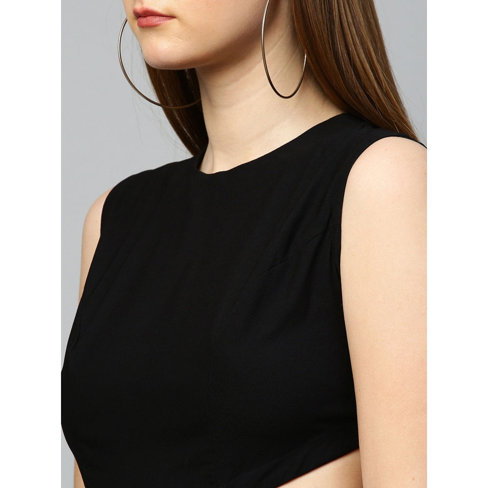 Echke Knee Length Mid-Riff Open Dress