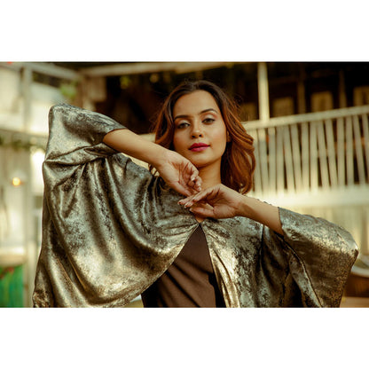 Echke Dress with Cape Feature