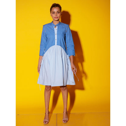 Echke Dark & Light Blue Dress With Detachable Sleeves And Drawstring Feature