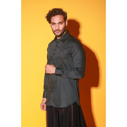 Echke Dark Green Solid Shirt