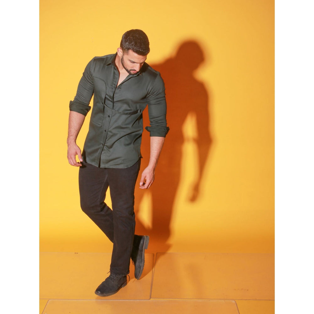 Echke Dark Green Solid Shirt