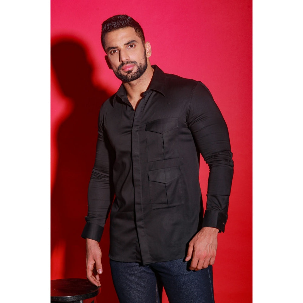Echke Black Solid Shirt