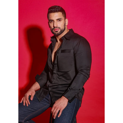 Echke Black Solid Shirt