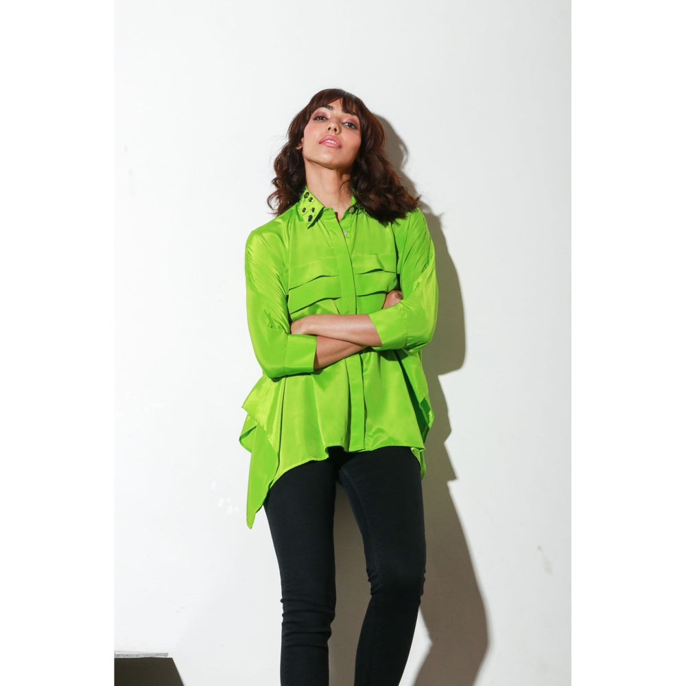 Echke Collared Top with Panels On The Chest And Long Sleeves