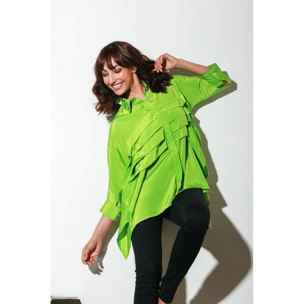 Echke Collared Top with Panels On The Chest And Long Sleeves